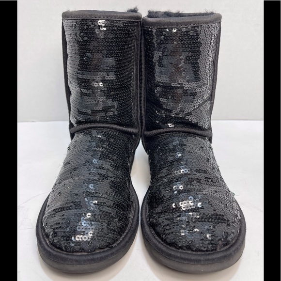UGG 3161 Classic Short Black Sequin Sparkle Sheepskin Lined Boots Women’s Size 5 - Picture 7 of 14